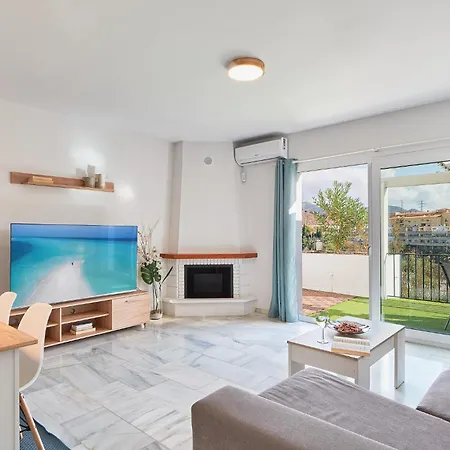 Vakantiehuis By The Beach. Pool, Priv Parking And Golf Torre de Benagalbon